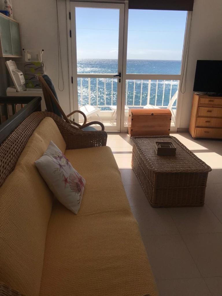 Vv Yelymar. Playa De Alojera Apartamento Exterior foto